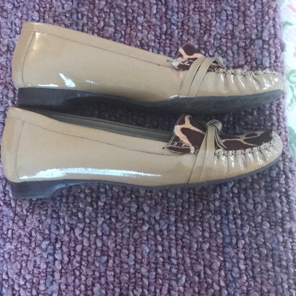 Shoes - Picture 3 of 5